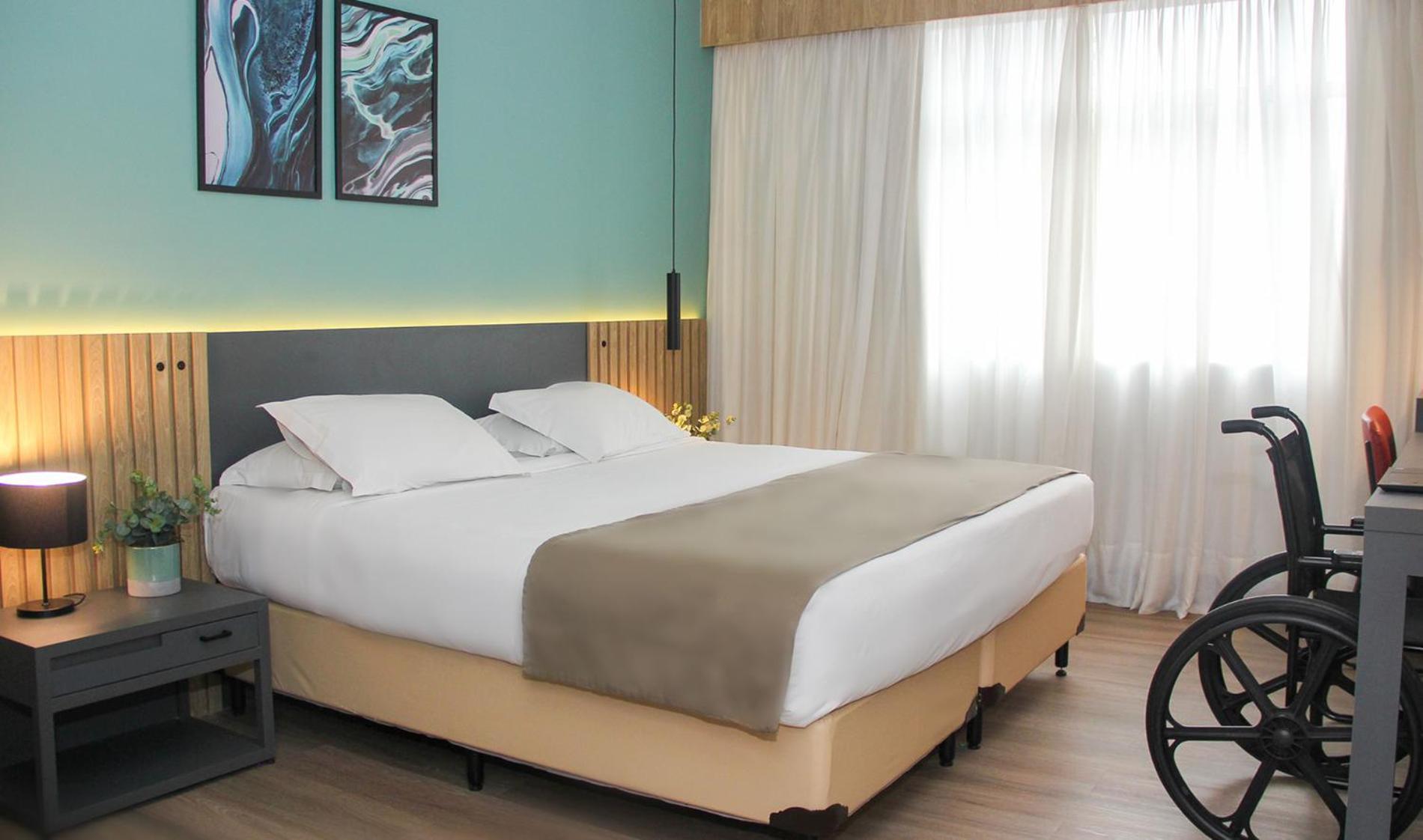 Hotel Pestana Curitiba Esterno foto